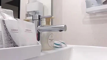 00561,Lock on your sensual body