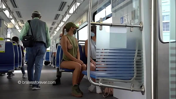 Sideboob on the train