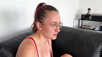 When Bunny wants it hard, he needs it immediately! - Jacquie et Michel TV