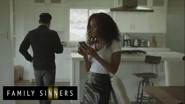 (Scarlit Scandal) Persuades (Tommy Pistol) To Show Her How Talented He Is - Family Sinners