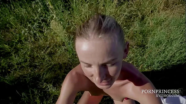 Risky Outdoor Sex with my Stepsister in the public park