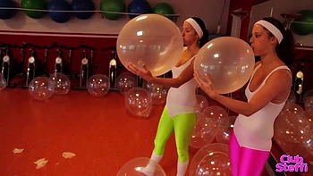 Balloon workout: Chaturbate, Fetish  Toy Porn