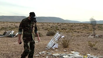 Courtney Cummz - Gives Blowjobs In A Lab