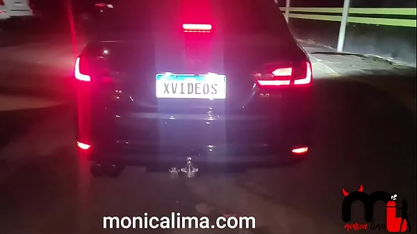 Após eu ganhar no racha de rua acabei parando em um estacionamento e para comemorar eu distribui buceta! (Toda Hora Sem Parar)