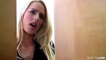 Xanibooya 5 ft. Chelsey Lanette  Kira Queen: Blowjob, Doggy  Cowgirl Porn