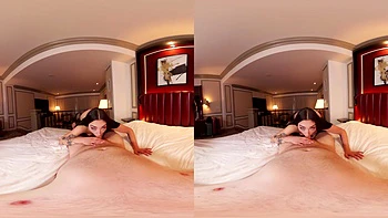 POV 20-Year-Old Scarlett Rosewood Pleases Older Cock