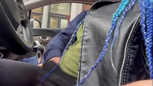 Squirting in NYC traffic !! Zaddy2x