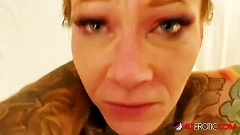 Tattooed Blonde Stepmom Amanda Doll - Pov Anal Quickie In The Shower - Amanda