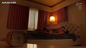 On The Most Dangerous Day Of The Month When You Are Most Likely To Get Pregnant... I Took My Beloved Wife To My Stepbrother For A Whole Day And Had Him Directly Inseminate Her - Hinako Mori