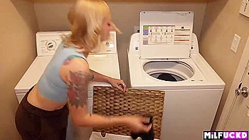 Ashley Moores Single Stepmom Sex By