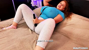 RK At Home: CFNM Yola Squirts For You