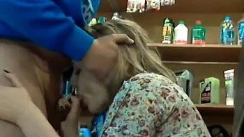 Secret blowjob in the shop: Blowjob, Amateur  Stripchat Porn