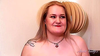 Beckys Busty Bbw Xxx With Aunt Judys