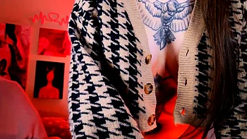 Tattooed Hottie Pleasures Her Tight Pussy