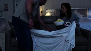 Freeuse Fantasy-Weekend Sleepover with Lexi Lore and Dani