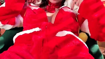 Umeko J – Juri Han Xmas