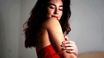 Love Chat Big Boobs Brunette Masturbating For Cam