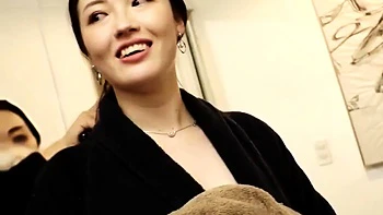 Japanese girl fingered and toyed