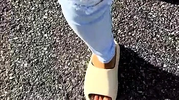 Foot fetish and masturbation