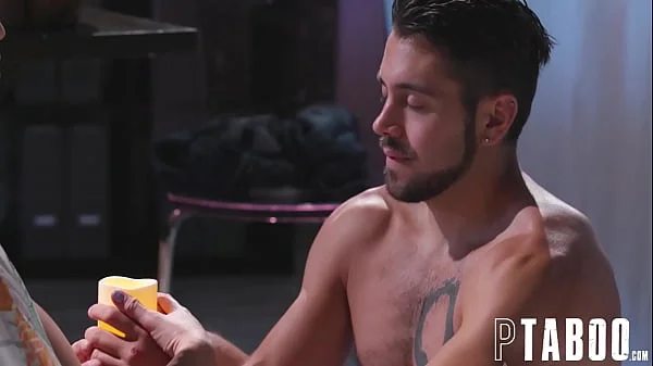 Ryan Keely Seduces Her Hottie to Nuru Sex