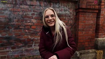 Mein Letztes Video With Vivi Vallentine