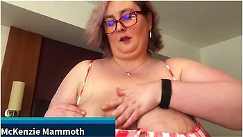 Big Boobs Lesbians Tit Play