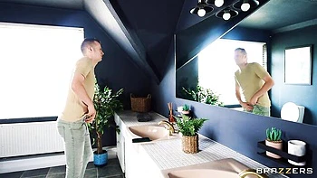 Awesome sideways pose fuck with a long-legged Martina Smeraldi