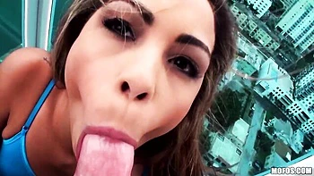 An awesome doggy style fuck with a gorgeous model Gulliana Alexis