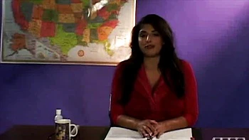 Lady with big boobs Kerry Marie nicely touches her wet shaved pussy