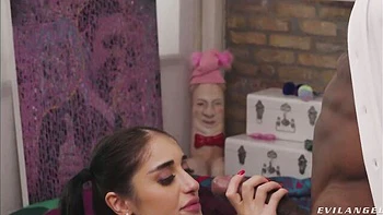 Ara's blowjob trailer