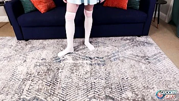 Cool Evie's anal masturbation dirt