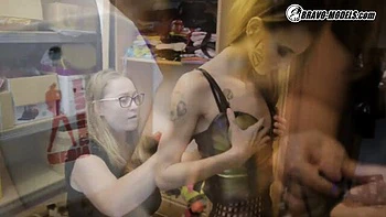 Slim porn with cover-girl Adelle Unicorn and Adelle from Bravo Models