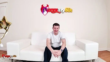 Long legs video with vivid Natalie Brooks and Dave Dixon from xxxtryout