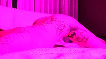 Amateur Webcam Chick Masturbates On Webcam More at