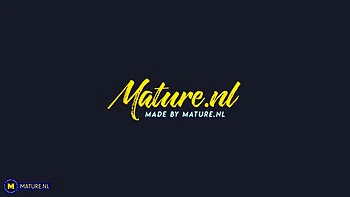 Merry Is A Curvy Milf Who Loves To Facesit On Her Stepsons Face And Ride It Hard