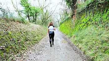 Priscilla, a cuddly and naughty encounter with Ashley... - Jacquie et Michel TV