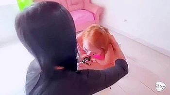 Cringe With Unattainable Dona From