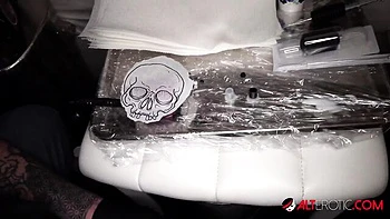 AltErotic featuring Sascha Ink's fmm in threesome video