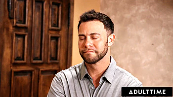 ADULT TIME - Desperate Masseuse Gizelle Blanco Gives Realtor A Taste Of Nuru Deal