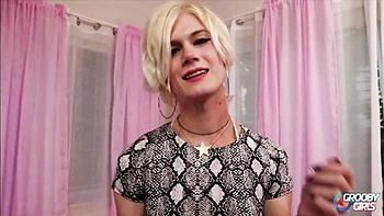 Grooby Girls featuring Evie's feet xxx