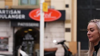 Straight to the point with Jennifer, 25! - Jacquie et Michel TV