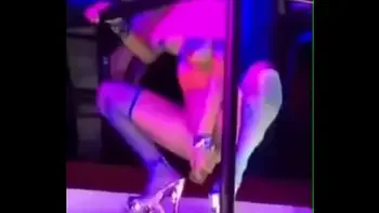 CARDI B SHOVES BOTTLE IN AND OUT OF PUSSY HOLE  IN STRIP CLUB 2024