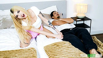 Sweet and young blonde Luna Bbunny knows how to suck a big cock