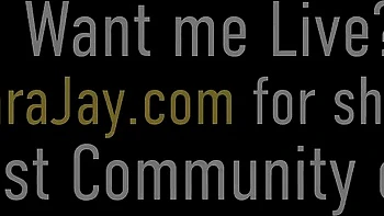 Bouncy Sara and Puma's blonde xxx