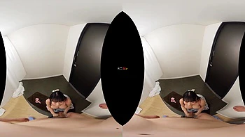 Sex-Starved Voluptuous Wife Pays Me a Booty Call