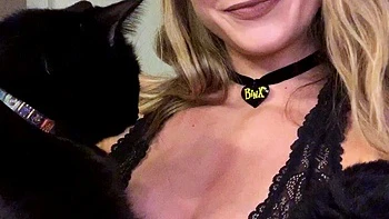 Close up MiLF getting it in the ass