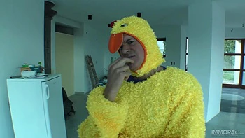 18-Year-Old Mary Monroe Gets An Anal Creampie in POV