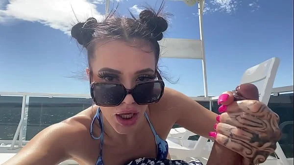 Horny little slut give sloppy blow job and hardcore amateur fucking on a boat