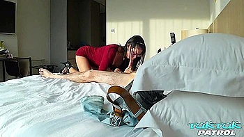 Bangkok Is A Place To Find A Thai Girl You Can Put Your Cock