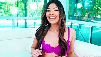 Xxlayna Marie - Deepthroat, Spit, Facial